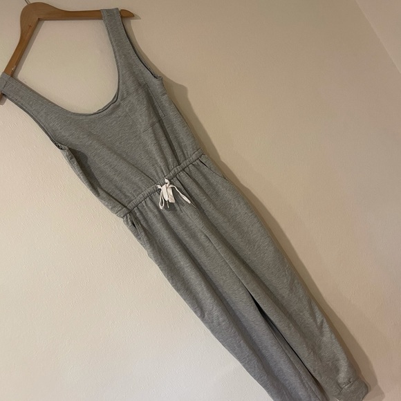 Jac Parker Simple Jumpsuit - Picture 2 of 7